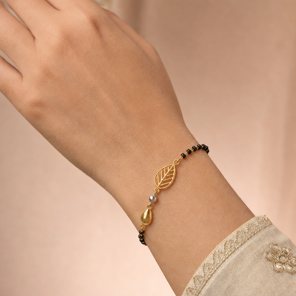 Plain Gold Hand Mangalsutra