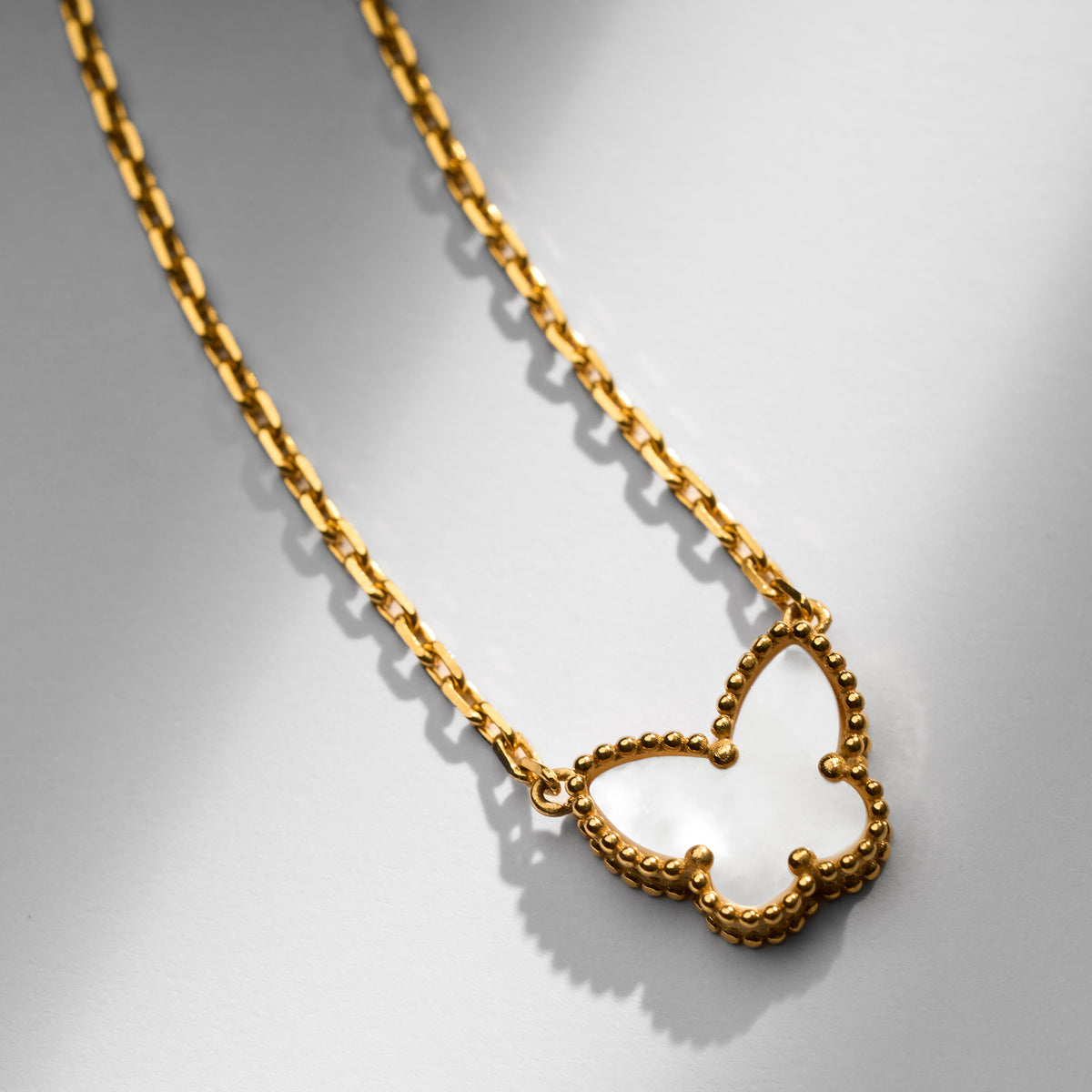 Gold Minimal Cable Link Pendant Chain