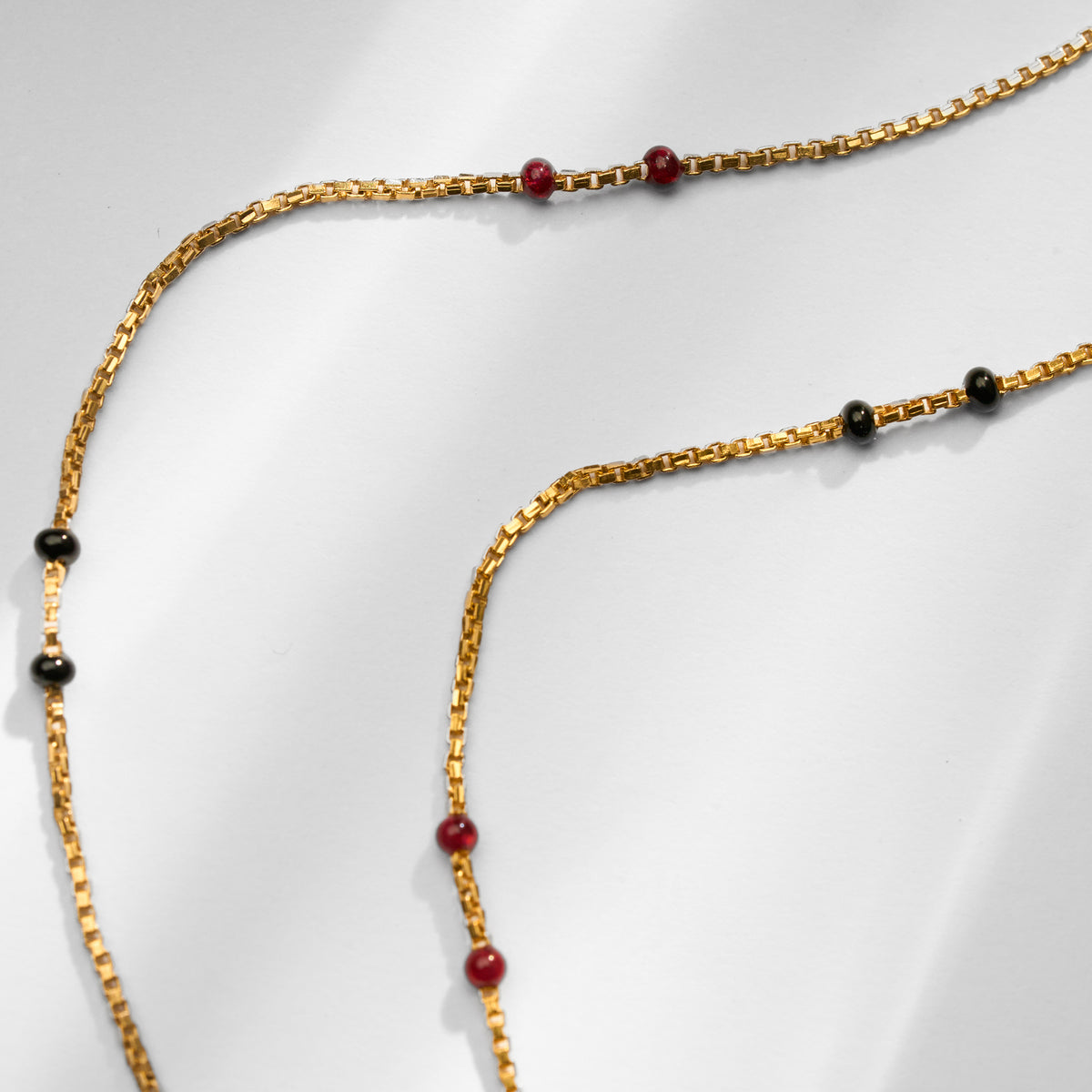 Box Link Plain Gold Mangalsutra