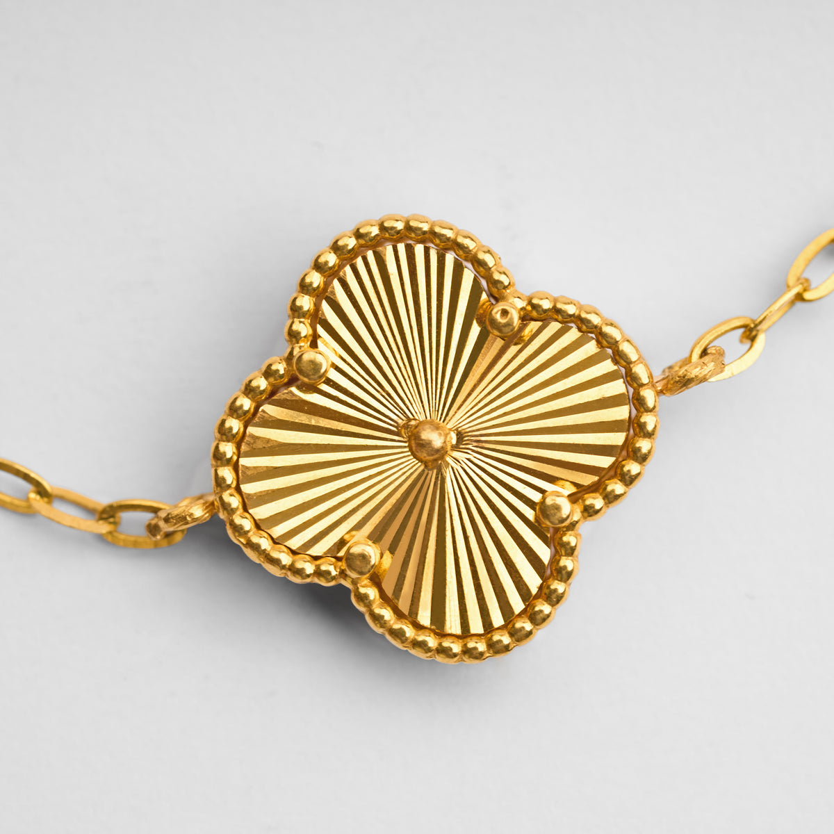 Gold Forcat Link Textured Chain Bracelet