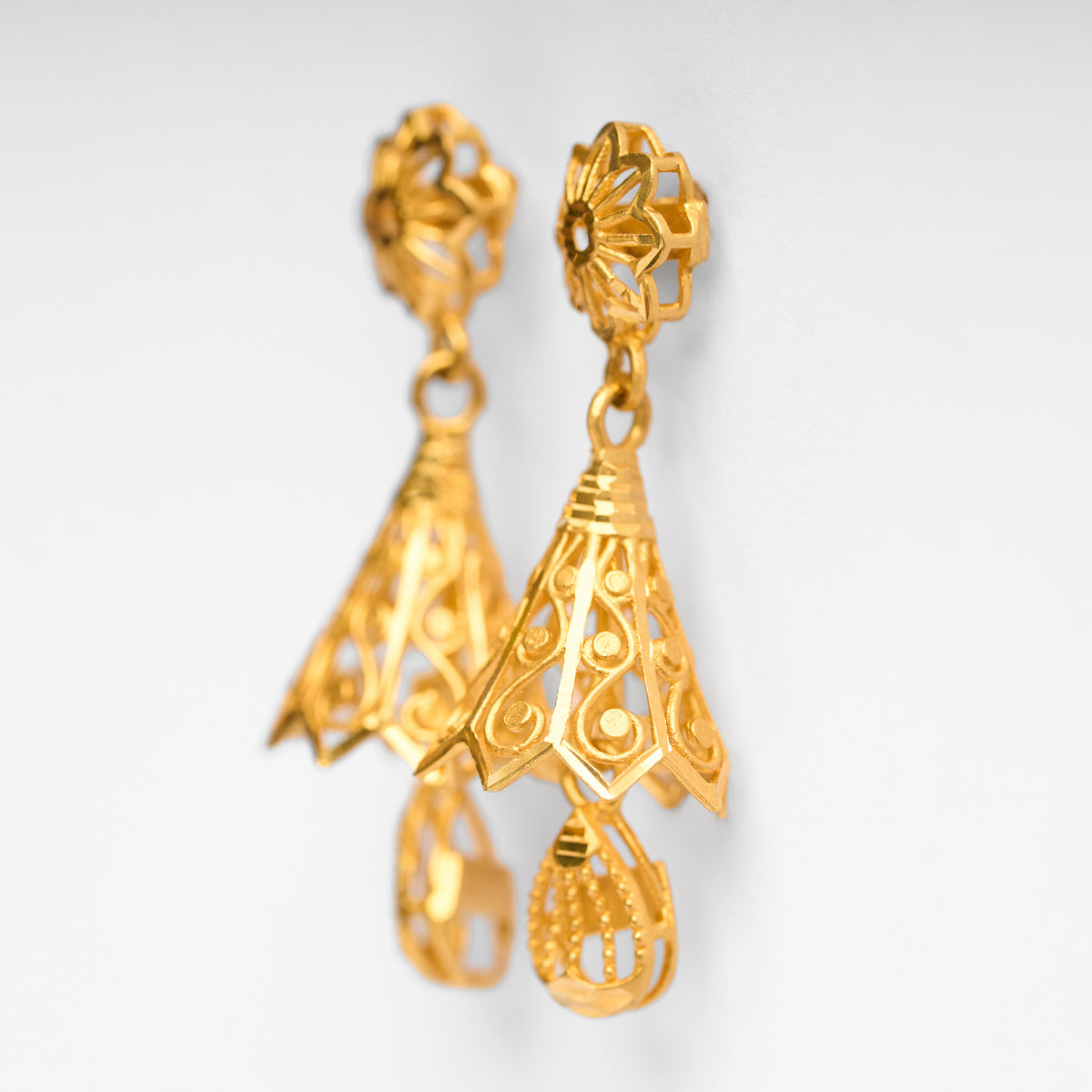 Plain Gold Jhumka Earrings