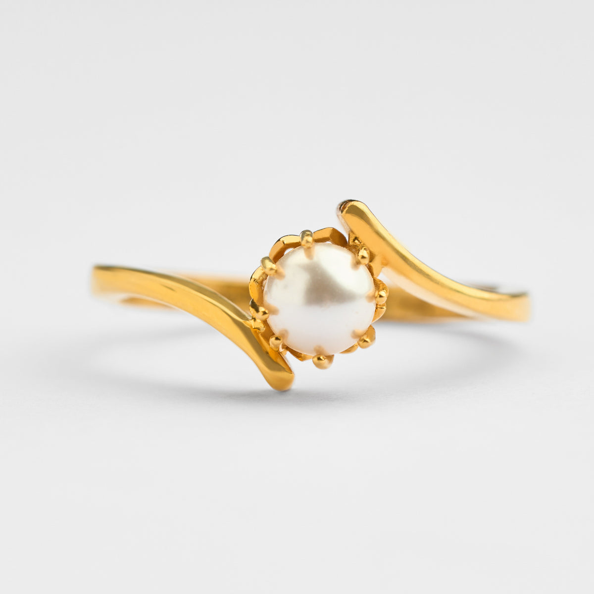 Gold Pearl Ring